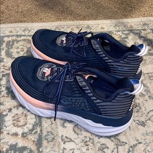 HOKA super comfy 8.5 women’s running shoes!